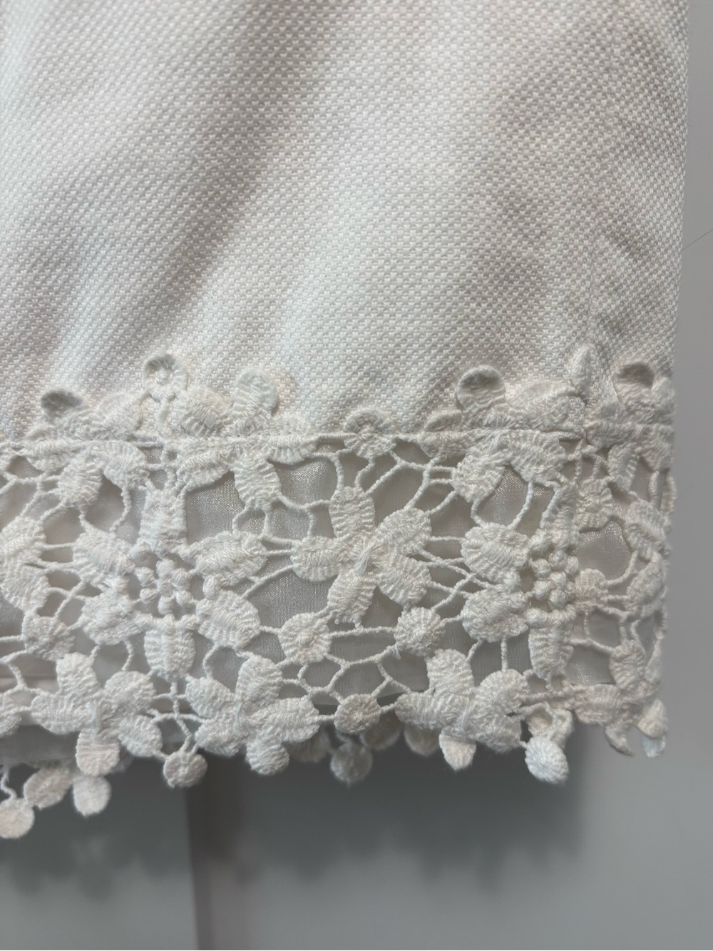 J. Crew White Daisy Floral Lace Crochet Skirt, size 8 - Picture 5 of 11